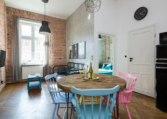 Discover Krakow Apartments - 3 Rakowicka St - Amazing Loft Near Main Station - Netflix
