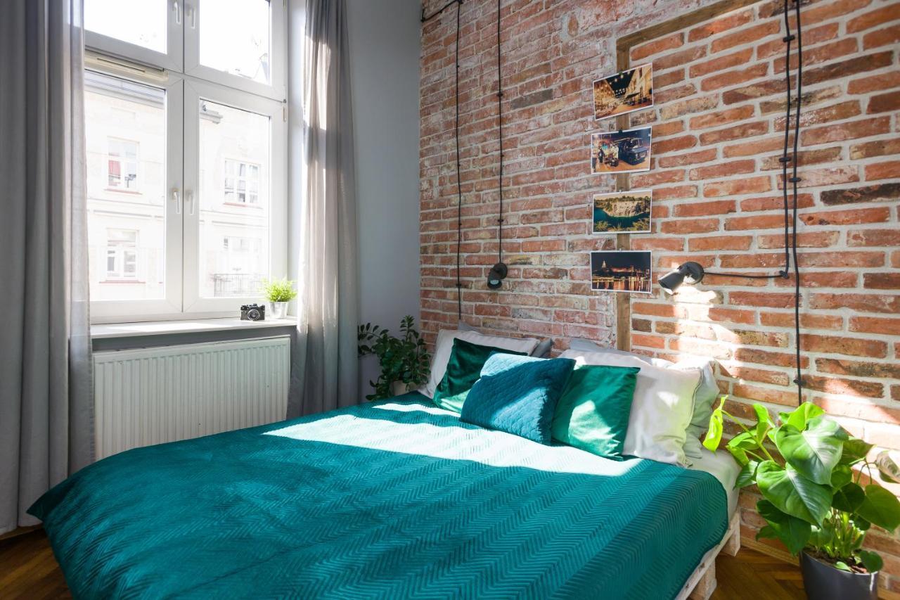 Discover Loft Near Main Station Netflix Apartment